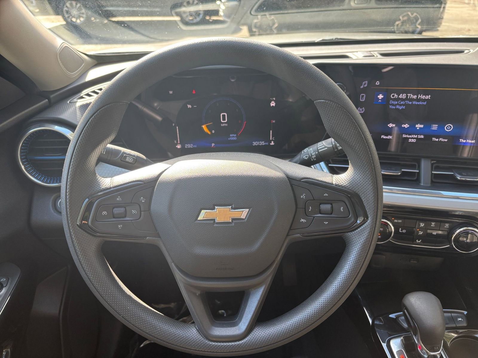 Used 2025 Chevrolet Trax LT image 35