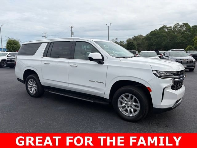 Used 2023 Chevrolet Suburban LS AWD/4WD image 1