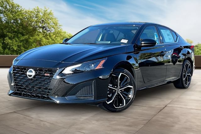 New 2026 Nissan Altima 2.5 SR FWD image 2