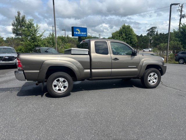 Used 2009 Toyota Tacoma PreRunner RWD image 5