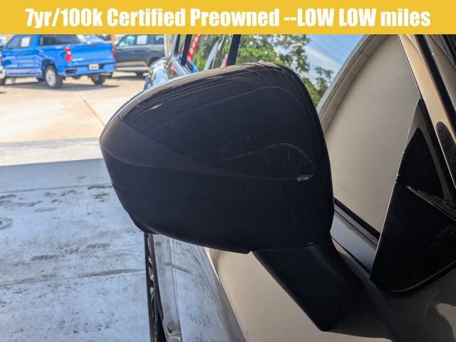 Used 2026 Nissan Rogue Dark Armor FWD image 12