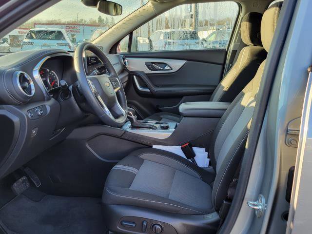 Used 2025 Chevrolet Blazer LT image 8