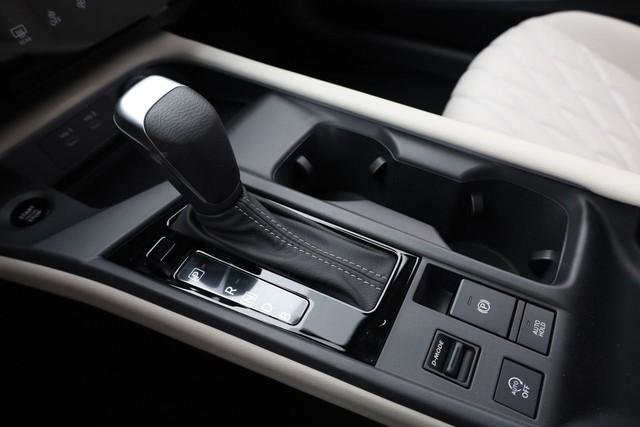 New 2026 Nissan Sentra SL w/ Floor Mat Package FWD image 16