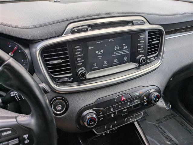 Used 2017 Kia Sorento EX AWD/4WD image 12
