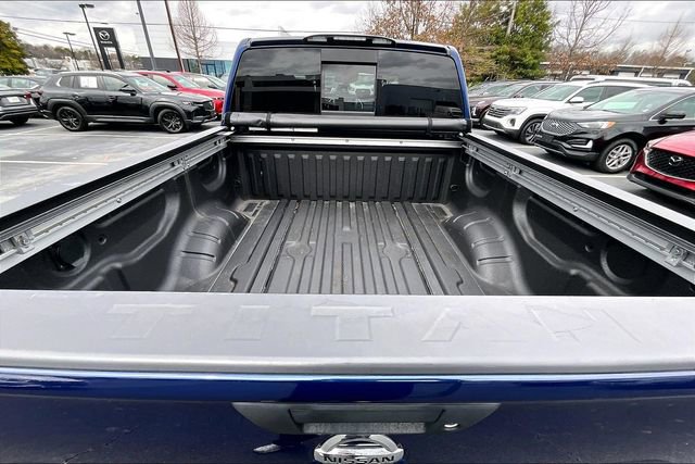 Used 2021 Nissan Titan SV w/ SV Convenience Package image 21