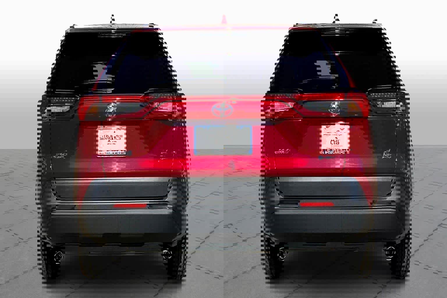 Used 2025 Toyota RAV4 LE image 4