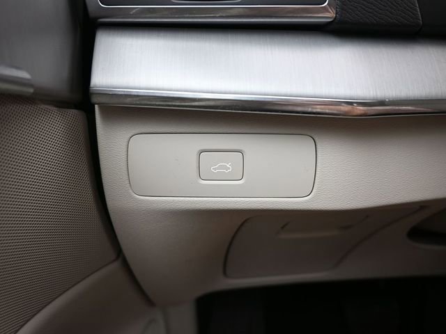 Used 2023 Volvo XC90 B5 Core w/ Climate Package image 28