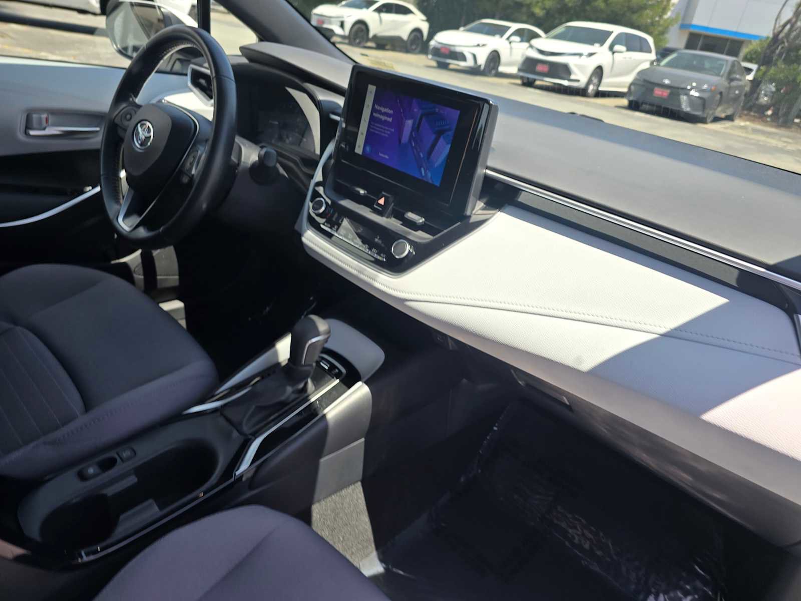 Used 2023 Toyota Corolla SE FWD image 11