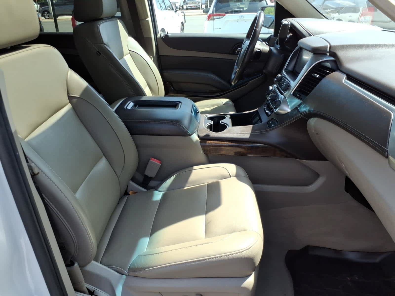 Used 2020 Chevrolet Suburban LT AWD/4WD image 3