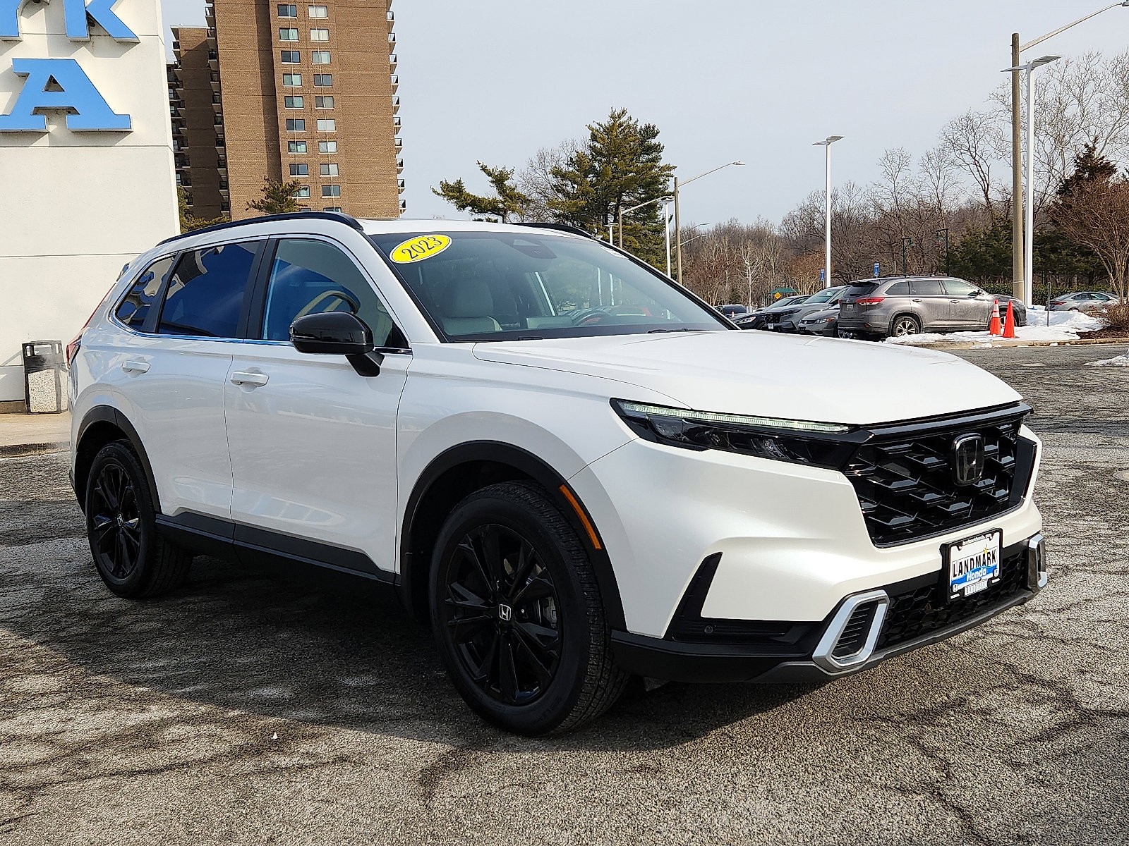 Used 2023 Honda CR-V Sport Touring image 3