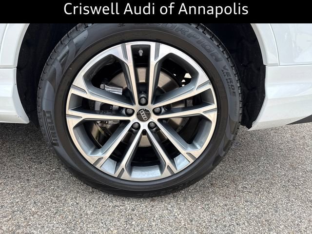 Certified 2025 Audi Q7 2.0T Premium w/ Convenience Plus Package image 11