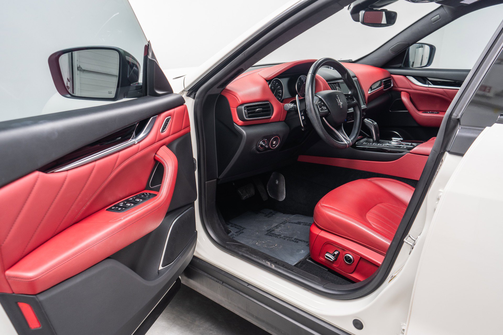 Used 2022 Maserati Levante Modena image 23