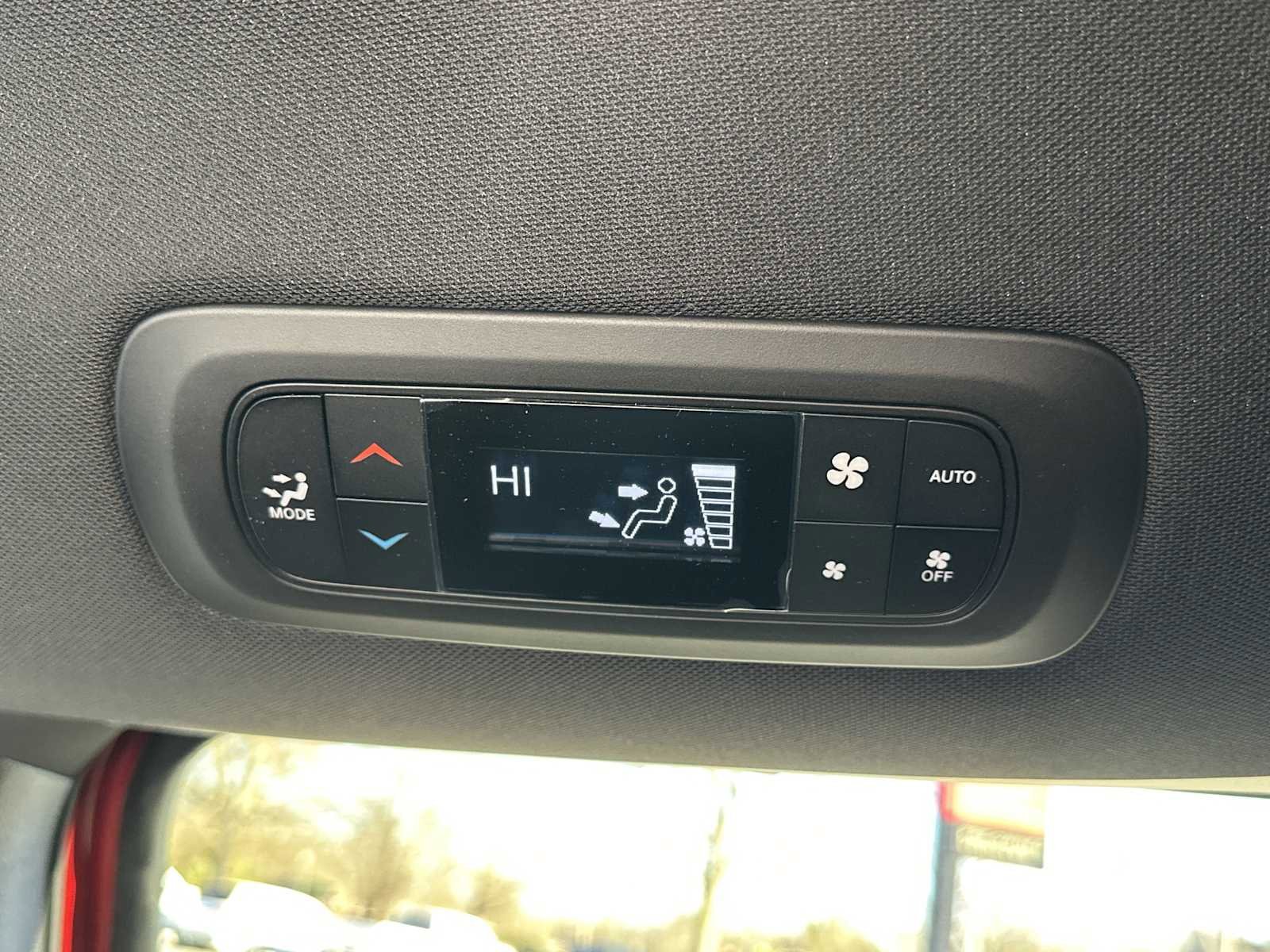 New 2026 Chrysler Pacifica Select FWD image 22