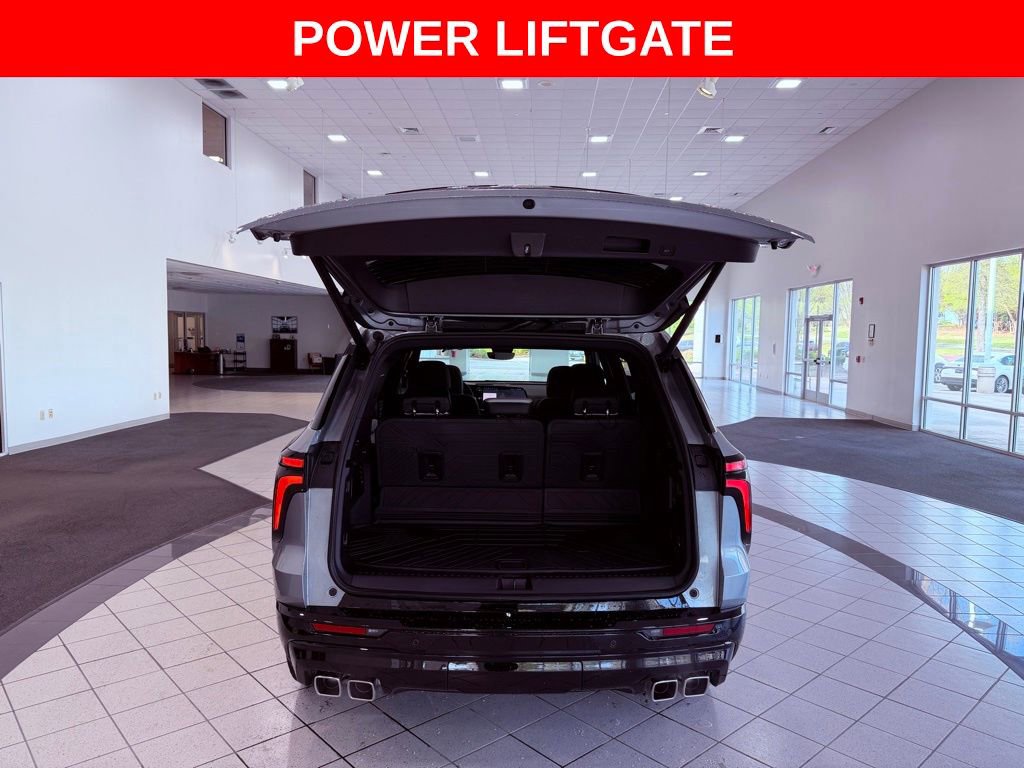 Used 2025 Chevrolet Traverse High Country image 7