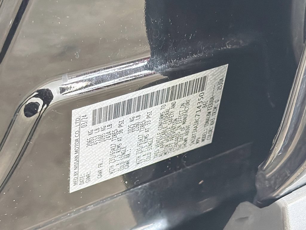 Used 2024 Nissan Rogue S FWD image 31