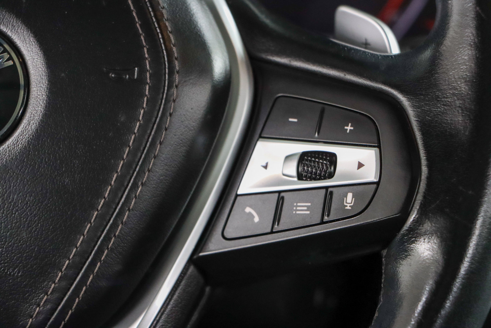 Used 2022 BMW X5 sDrive40i w/ Parking Assistance Package RWD image 14