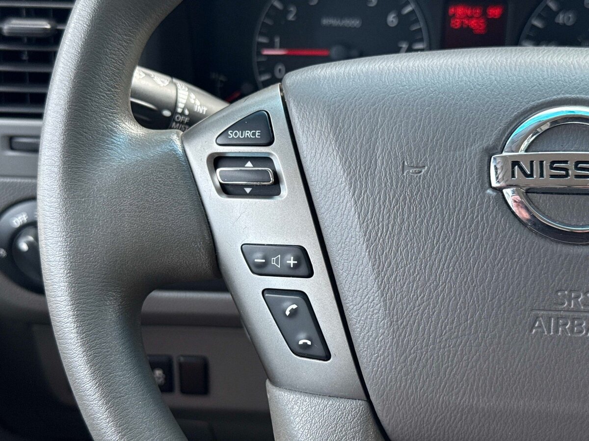 Used 2015 Nissan NV 3500 SV w/ Technology Package RWD image 27