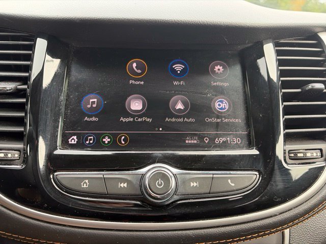 Used 2020 Chevrolet Trax LT w/ LT Convenience Package FWD image 16