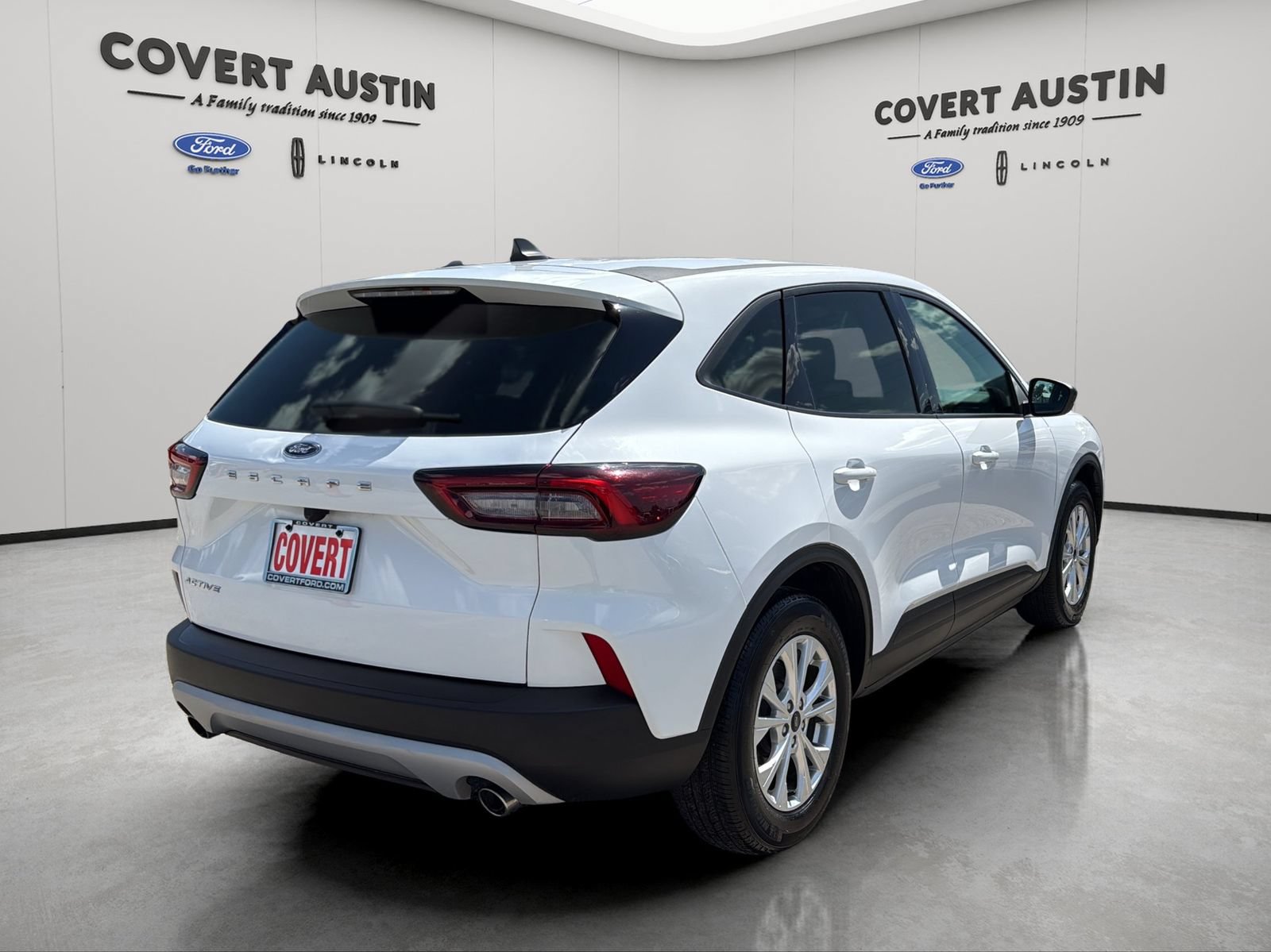 Certified 2025 Ford Escape Active FWD image 6
