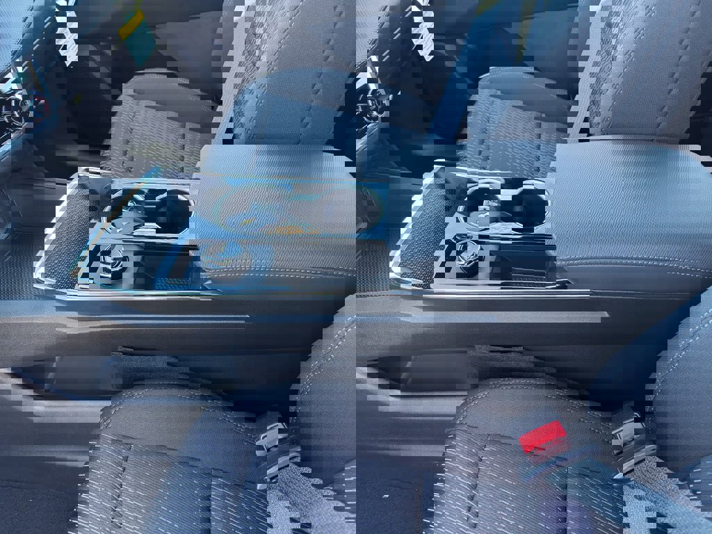 New 2026 Chevrolet Equinox LT image 13