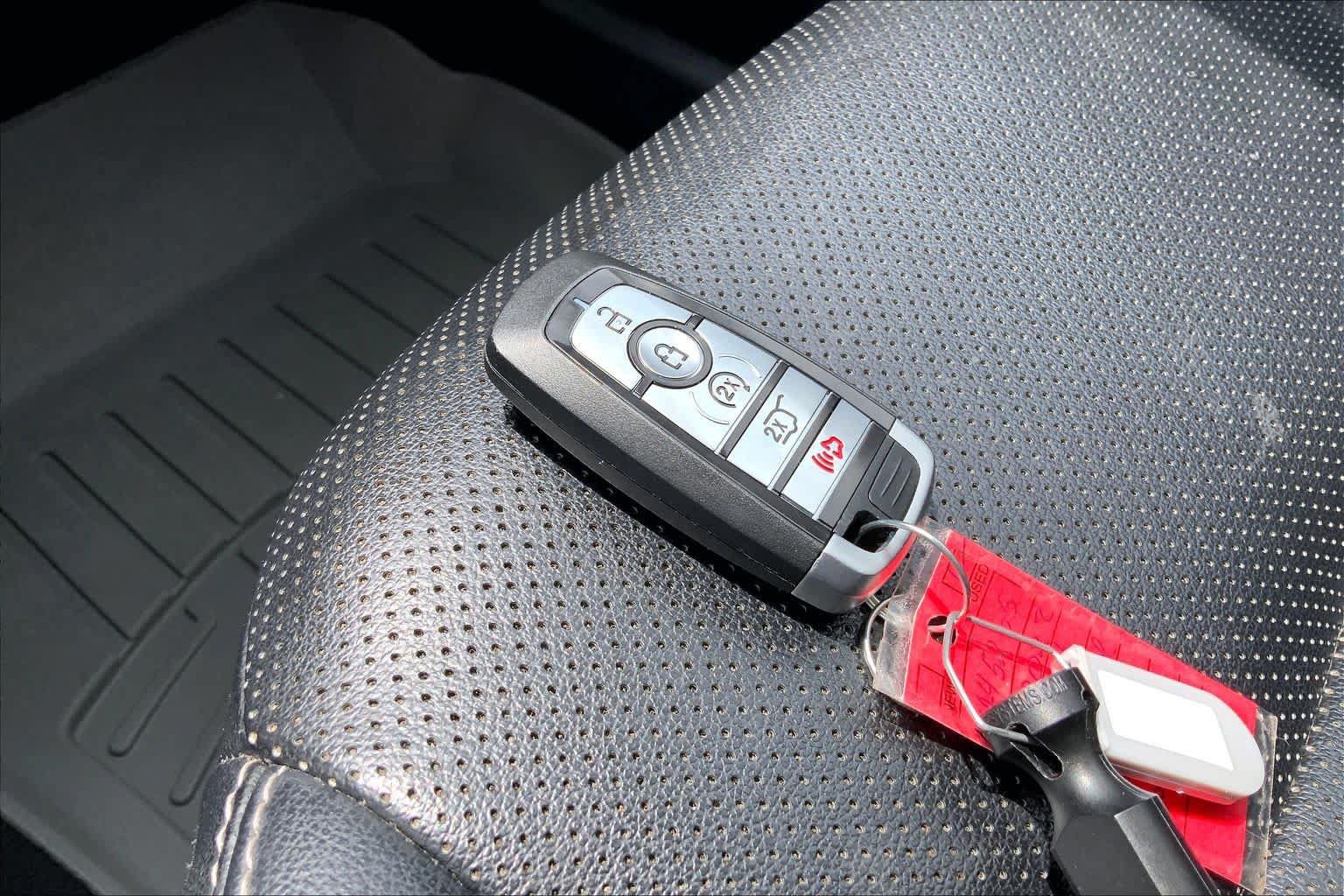 Used 2022 Ford Escape SEL AWD/4WD image 13