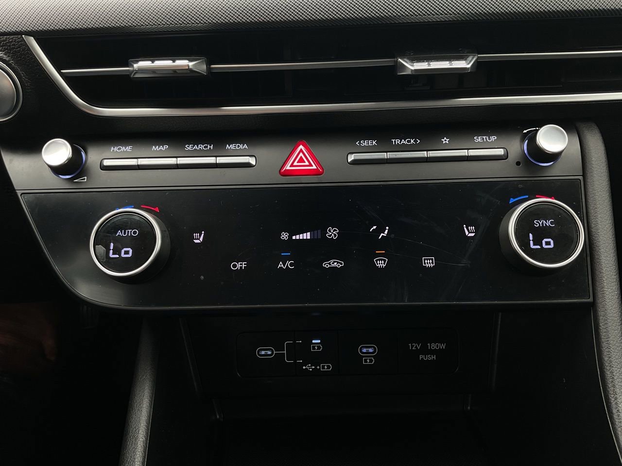 Used 2025 Hyundai Sonata SEL FWD image 27