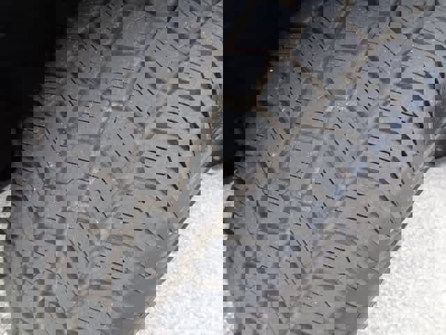 Used 2023 Jeep Grand Cherokee Limited image 41