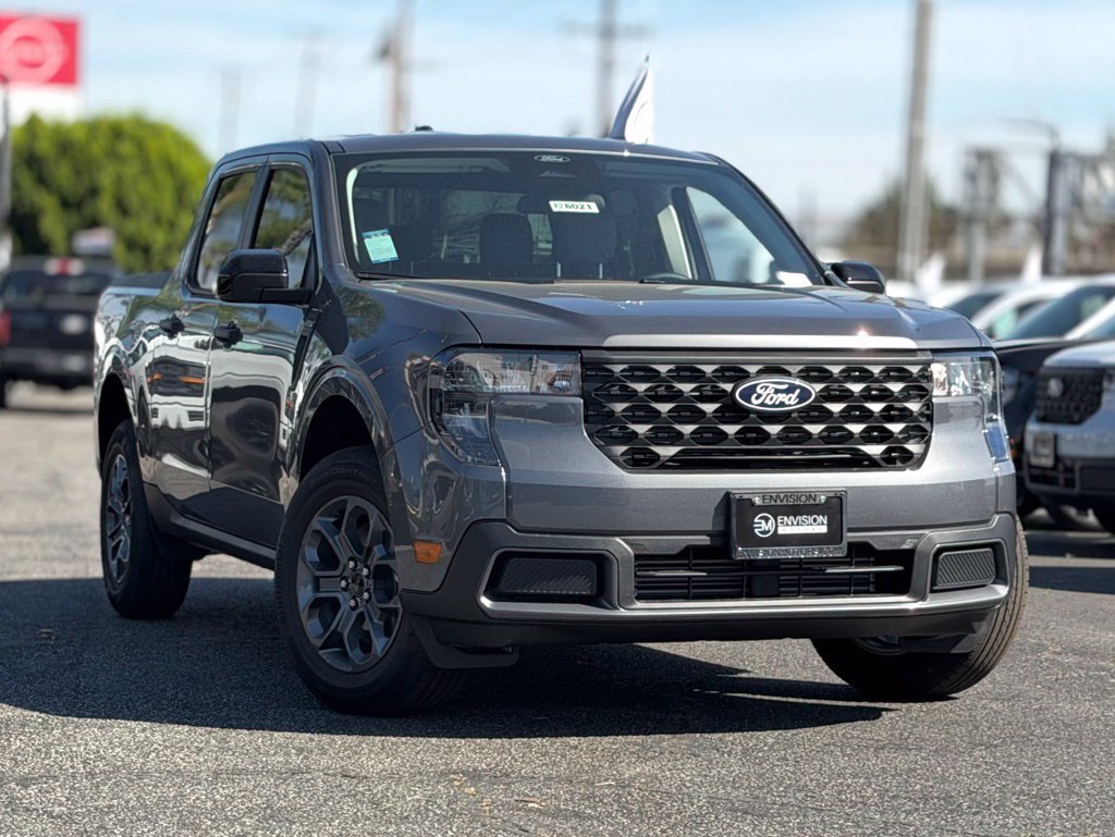 New 2026 Ford Maverick XLT w/ XLT Luxury Package AWD/4WD image 3