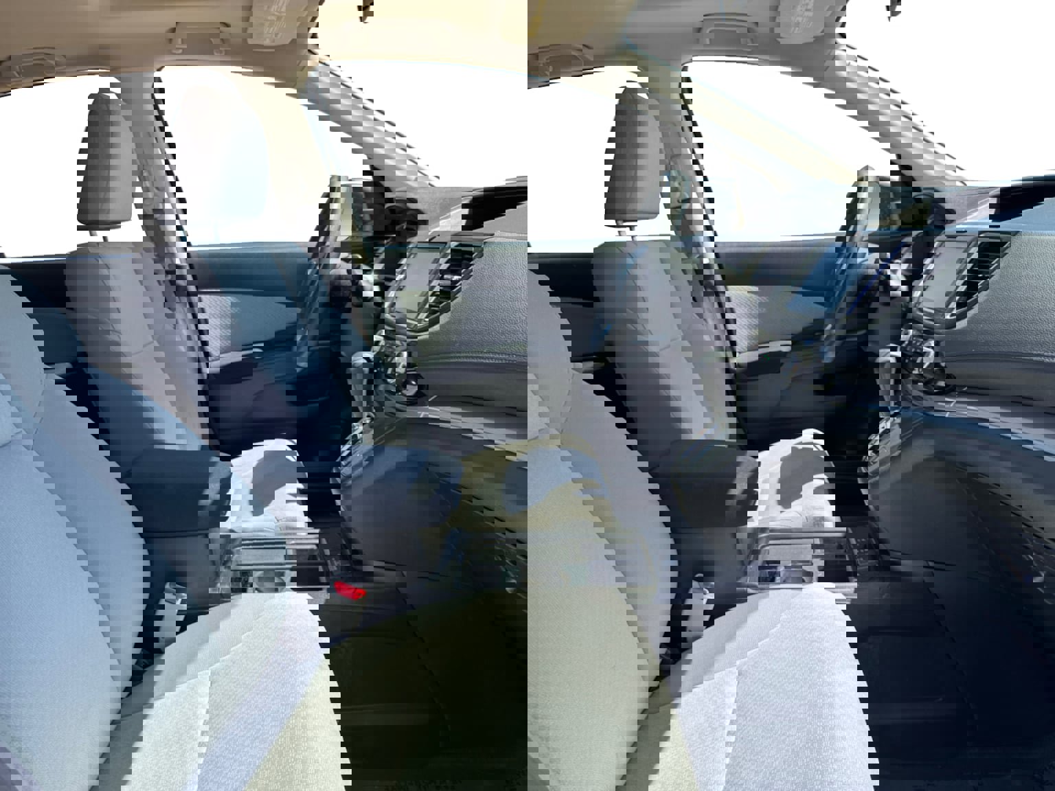 Used 2015 Honda CR-V EX image 17