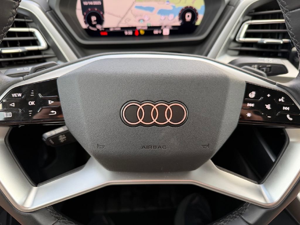 Used 2023 Audi Q4 e-tron Premium Plus w/ Premium Plus image 15