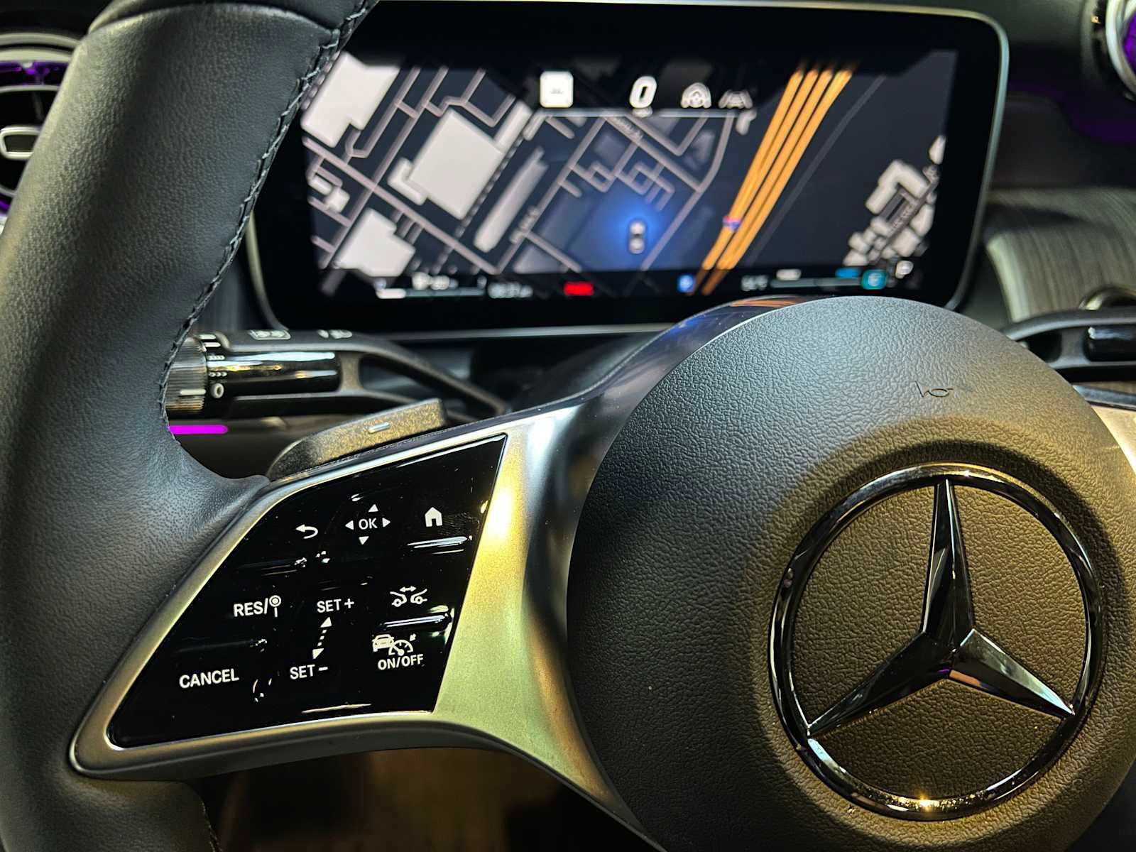 Certified 2025 Mercedes-Benz GLC 300 4MATIC image 25