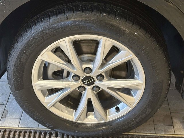 Certified 2025 Audi Q3 2.0T Premium Plus w/ Premium Plus Package image 10