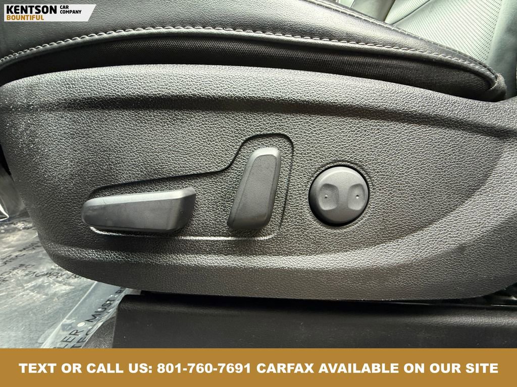 Used 2025 Kia Telluride S image 30