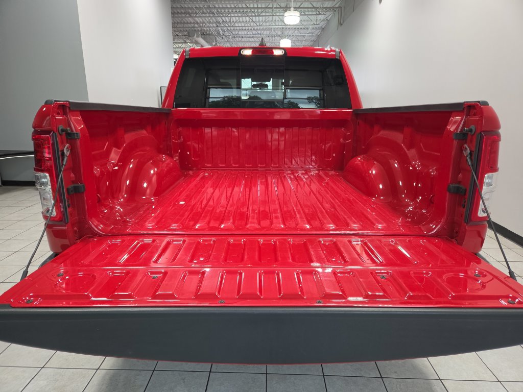 Used 2020 RAM 1500 Big Horn AWD/4WD image 11