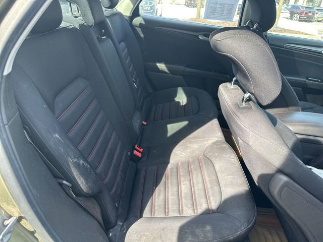 Used 2013 Ford Fusion SE image 25