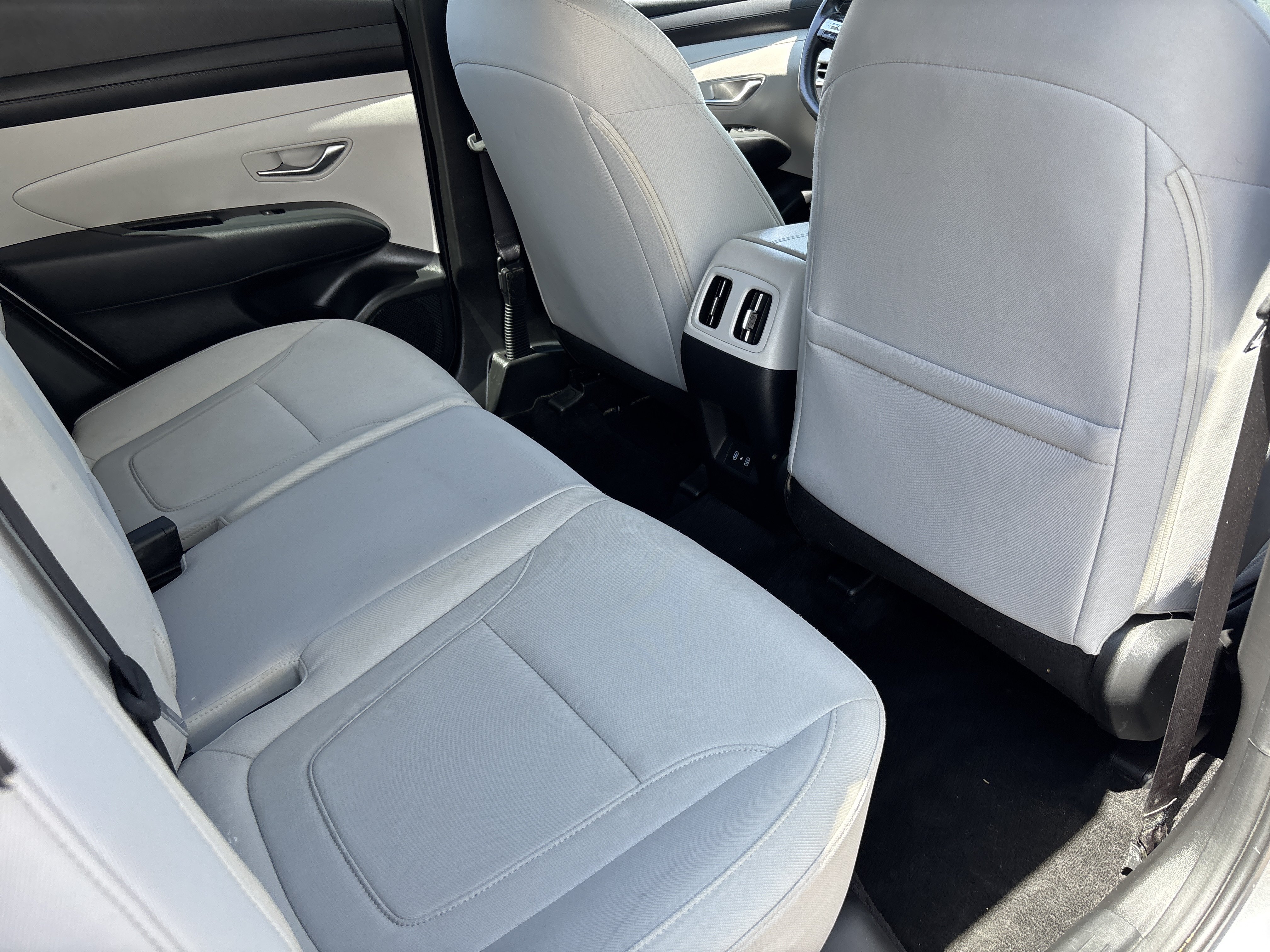 Used 2025 Hyundai Tucson SEL FWD image 12
