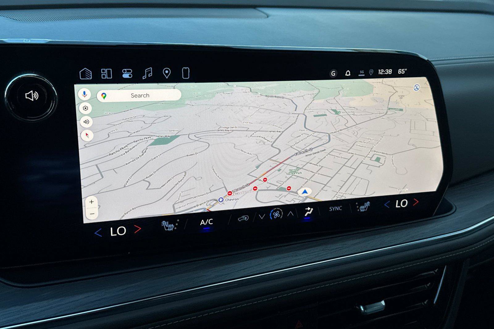 New 2026 Chevrolet Suburban LT w/ Comfort Package image 27