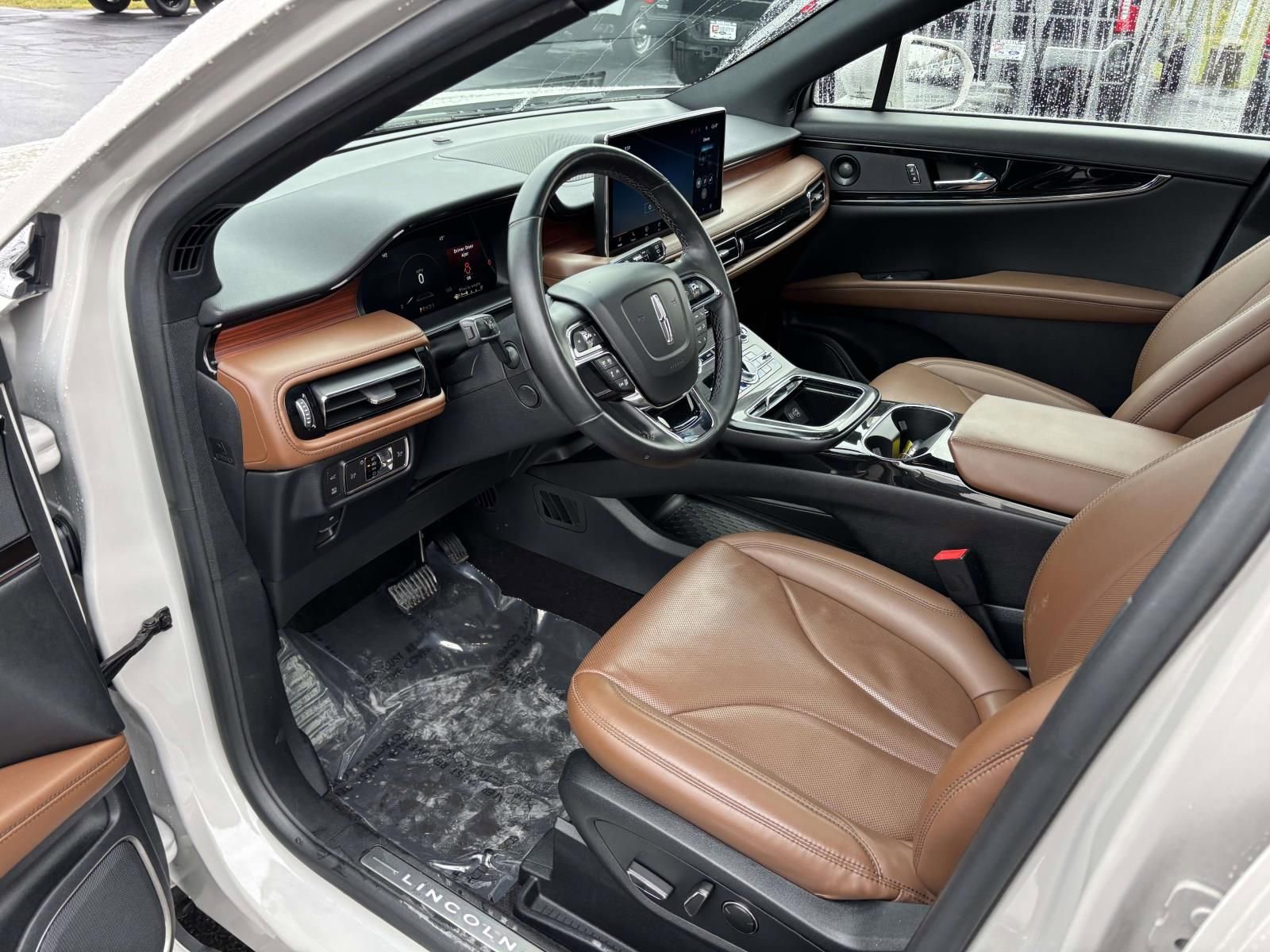 Used 2021 Lincoln Nautilus Reserve image 26