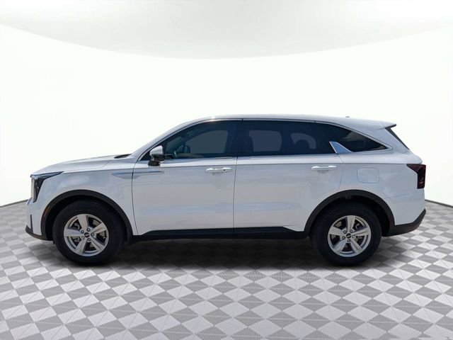 Used 2026 Kia Sorento LX FWD image 7