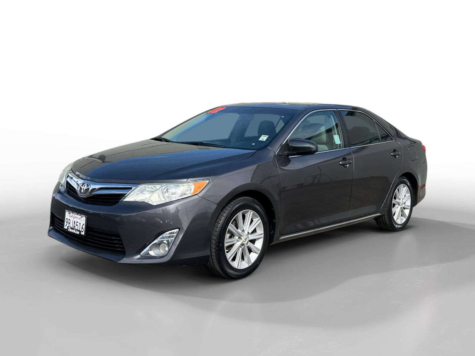 Used 2012 Toyota Camry XLE w/ Convenience Pkg