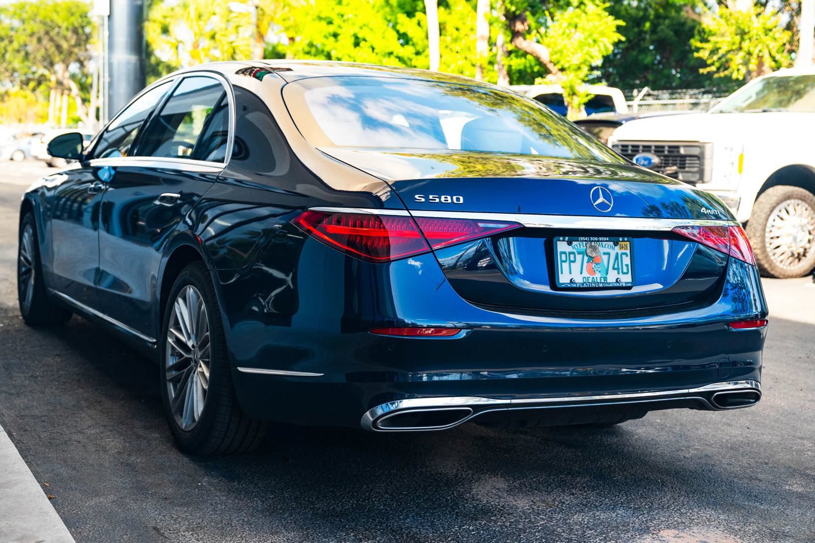 Used 2023 Mercedes-Benz S 580 4MATIC Sedan image 11