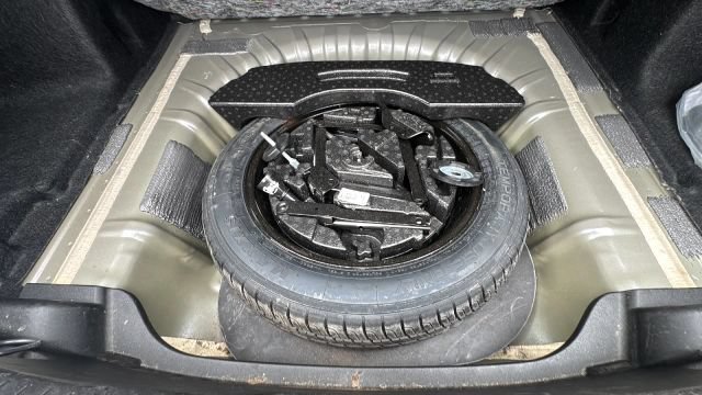 Used 2022 Chevrolet Malibu LT FWD image 18