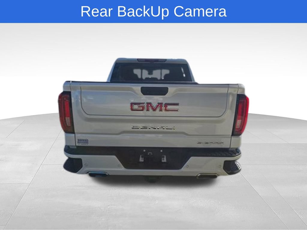Used 2022 GMC Sierra 1500 Denali w/ Technology Package AWD/4WD image 5