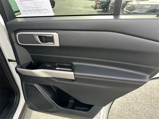 Certified 2022 Ford Explorer XLT image 39