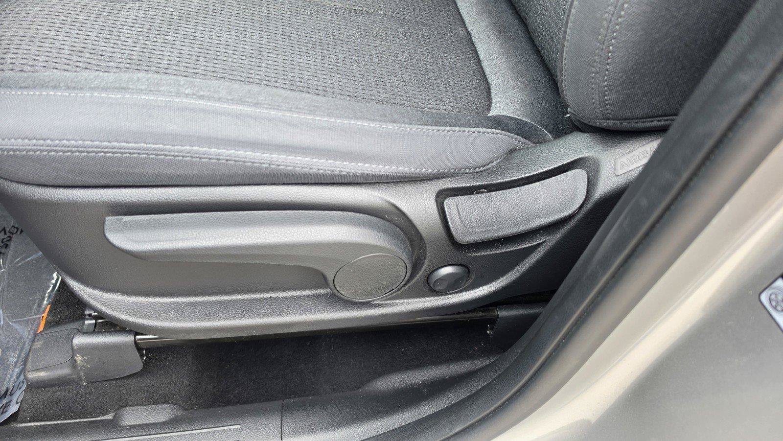 Used 2023 Hyundai Santa Fe SE AWD/4WD image 13