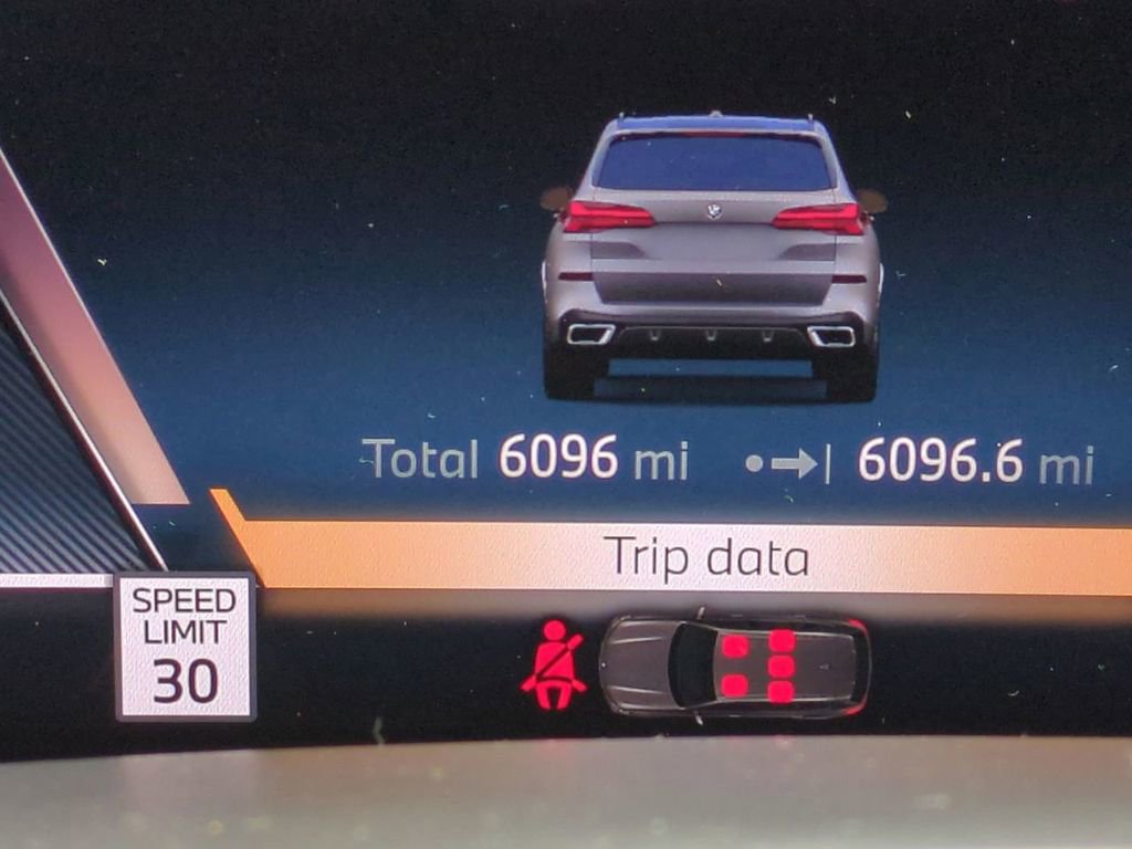 Used 2026 BMW X5 sDrive40i image 27