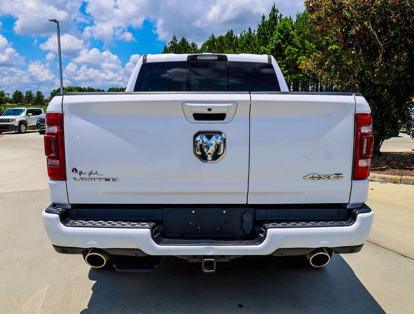 Used 2023 RAM 1500 Limited AWD/4WD image 6