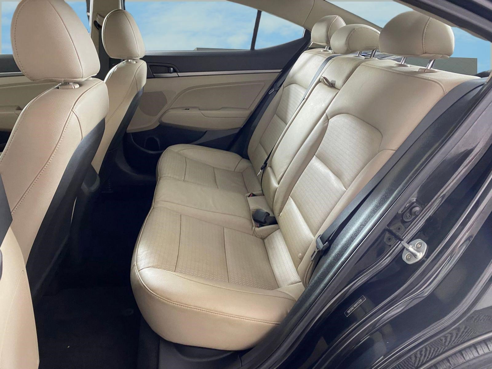 Used 2017 Hyundai Elantra Limited image 14