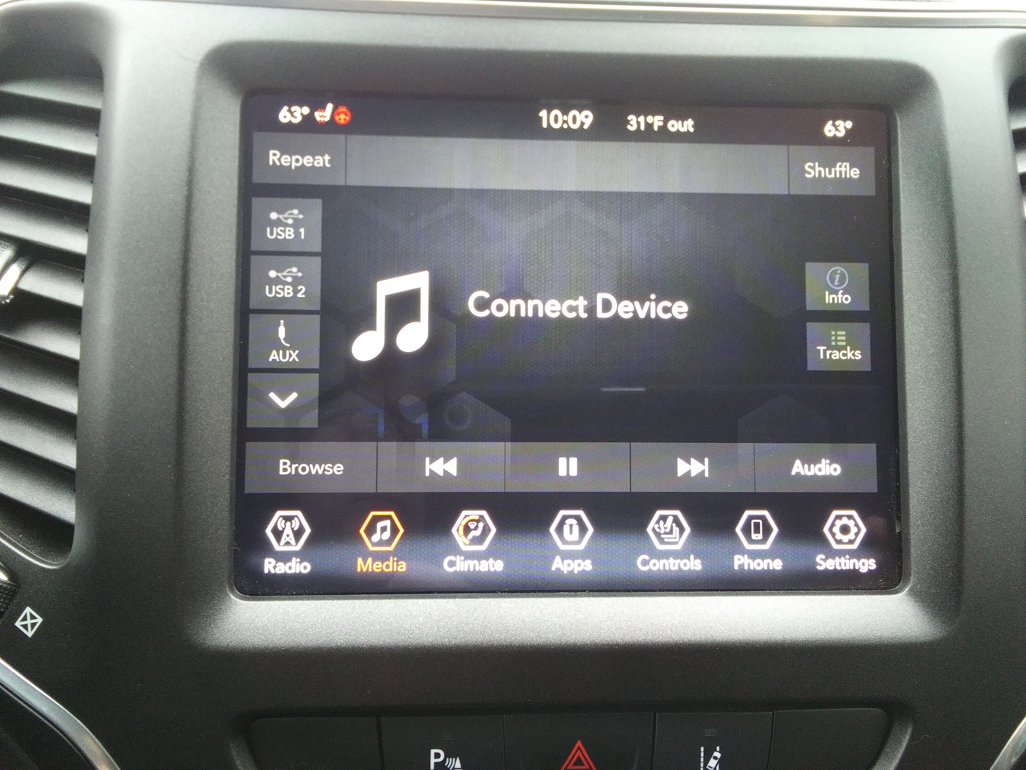 Used 2021 Jeep Cherokee Trailhawk image 24