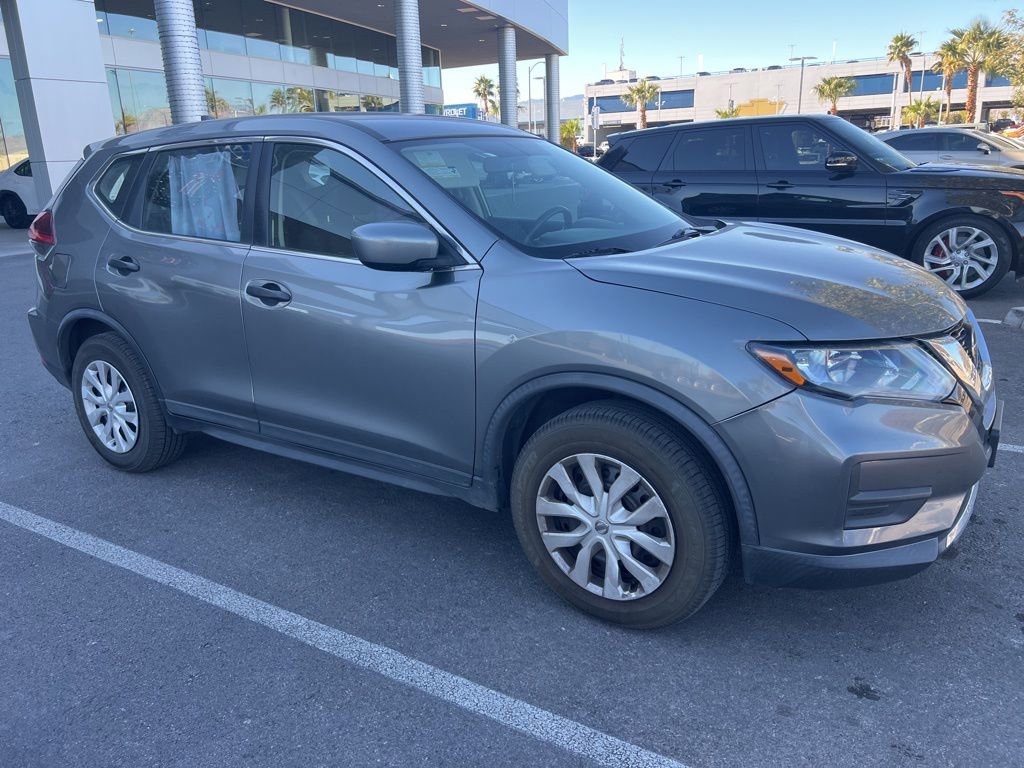 Used 2018 Nissan Rogue S image 36